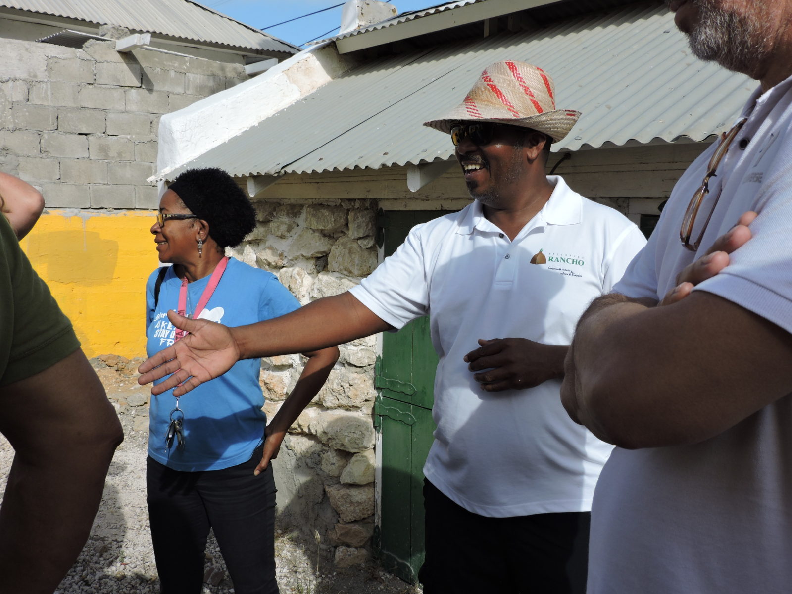 Dushi Ambiente Riba Dia Di Betico Na Car Fundacion Rancho Aruba